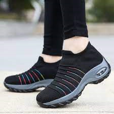 Black-trainers